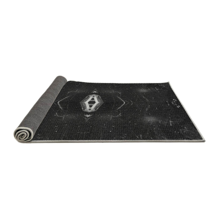 Thickness of Patterned Black Rug, pat539gry