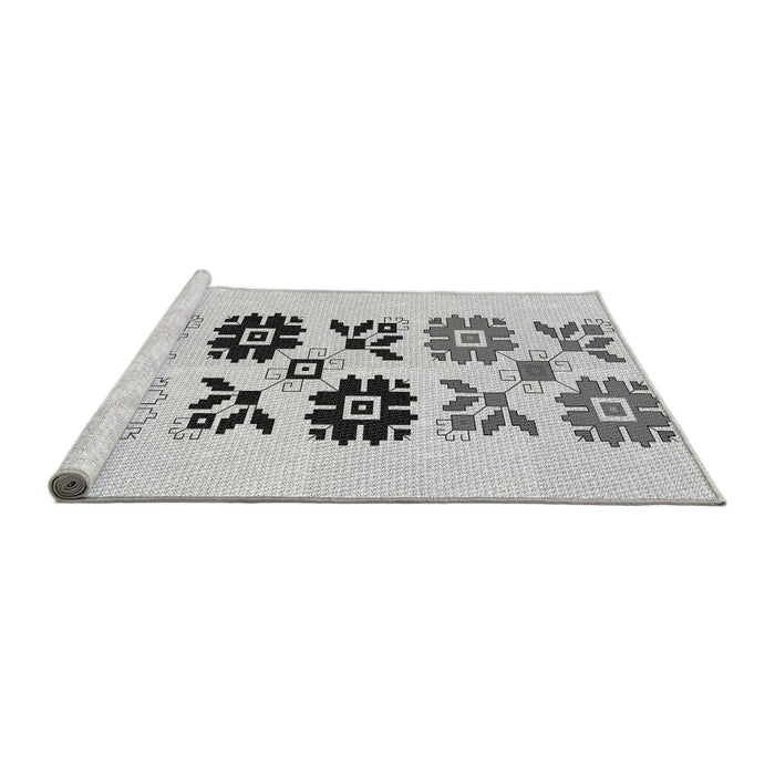 Serging Thickness of Machine Washable Transitional Gray Rug, wshpat644gry