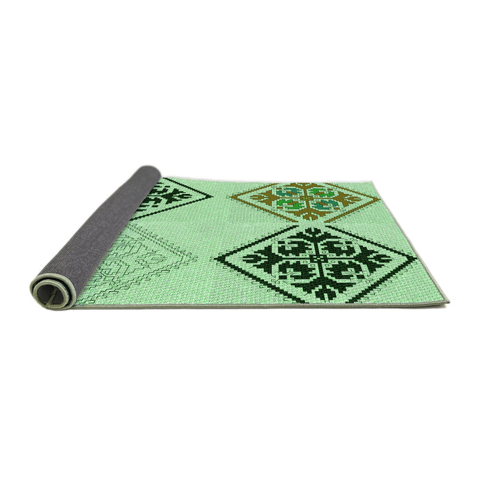 Thickness of Patterned Green Rug, pat646grn