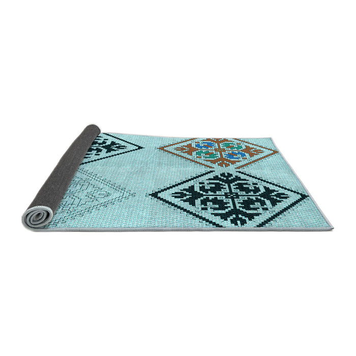 Thickness of Patterned Deep-Sea Green Rug, pat646lblu