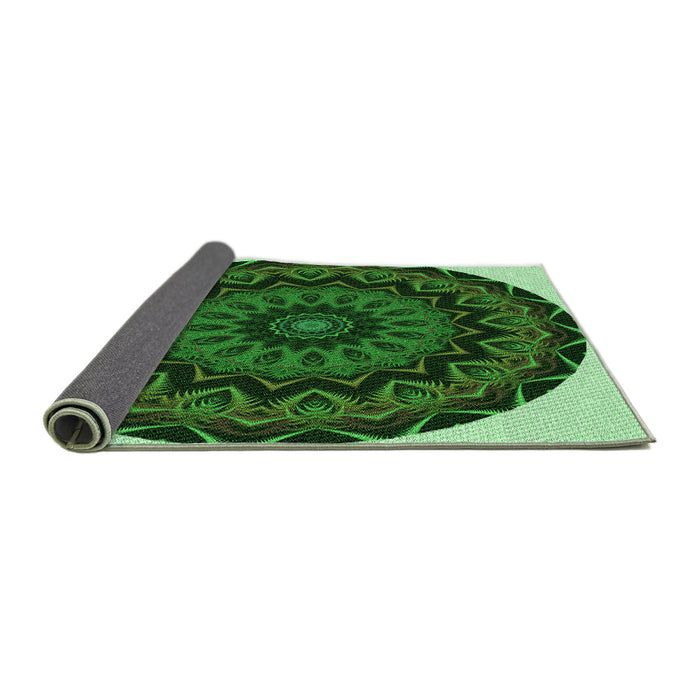 Thickness of Patterned Dark Forest Green Rug, pat821grn