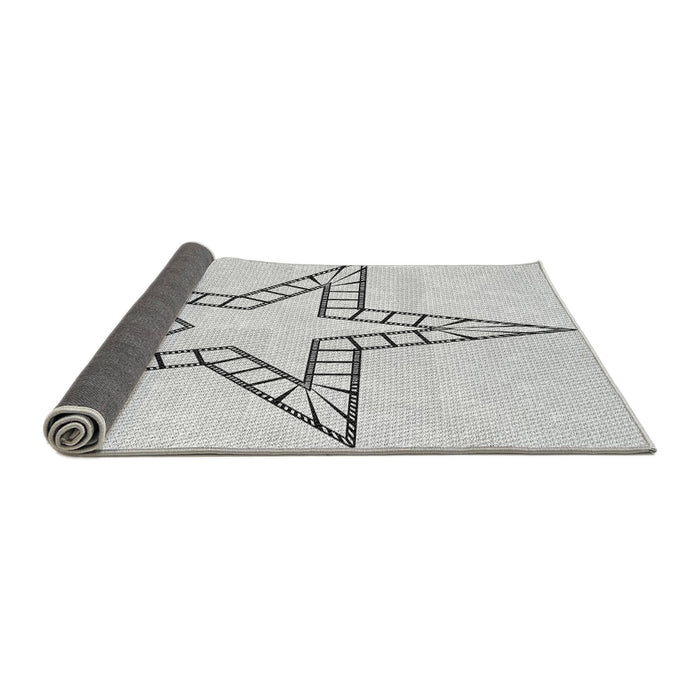 Thickness of Patterned Platinum Gray Rug, pat85gry