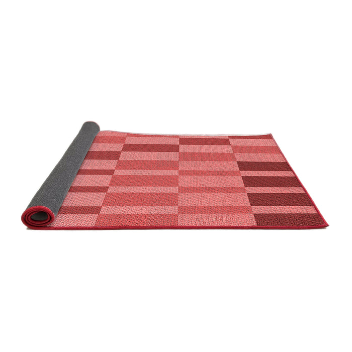Thickness of Patterned Red Rug, pat850rd