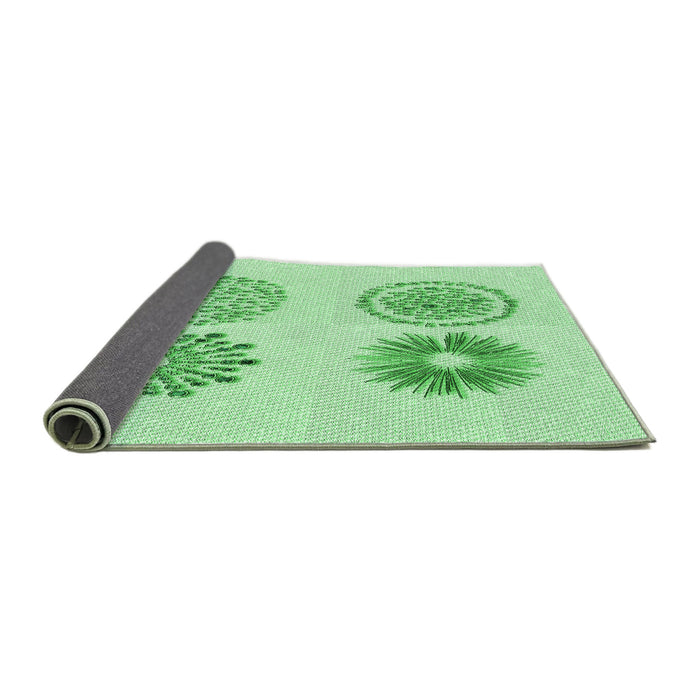 Thickness of Patterned Light Green Rug, pat898grn