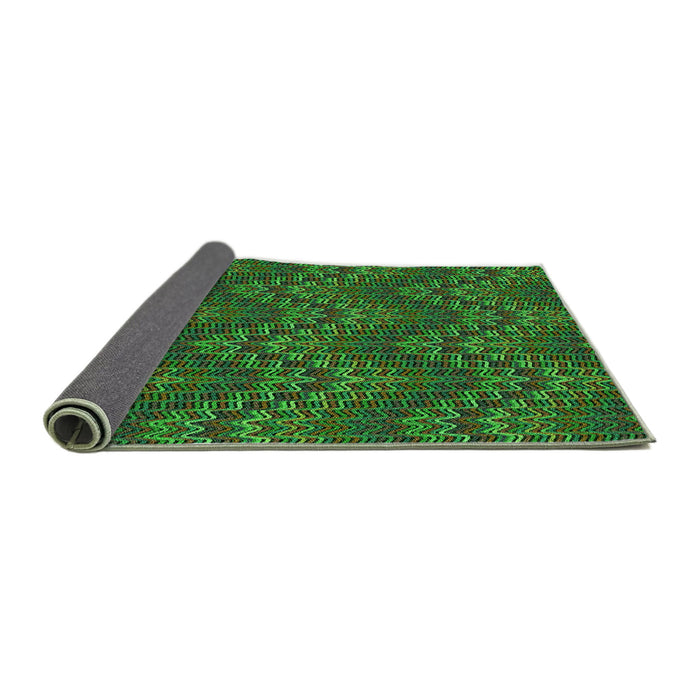 Thickness of Patterned Dark Forest Green Rug, pat942grn