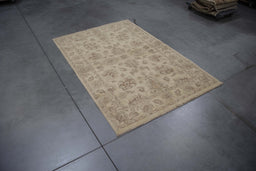 4x6 Pakistan Oushak Ivory Wool Rectangular Rug
